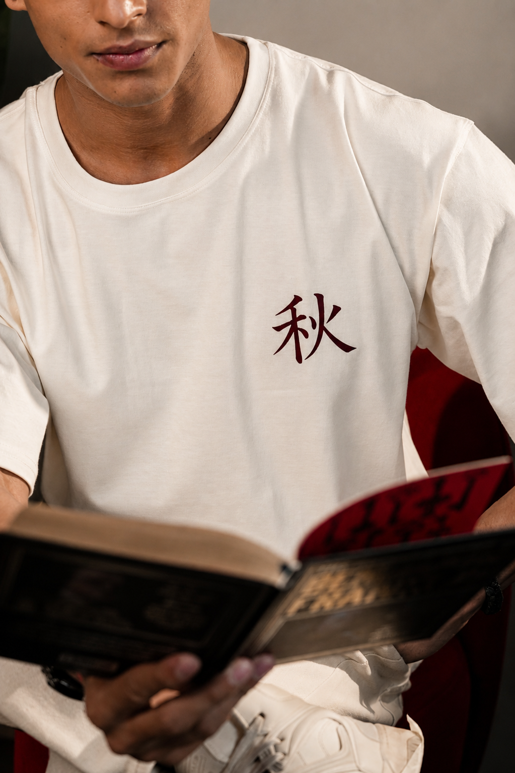 The Autumn Graphic Tee - Dark